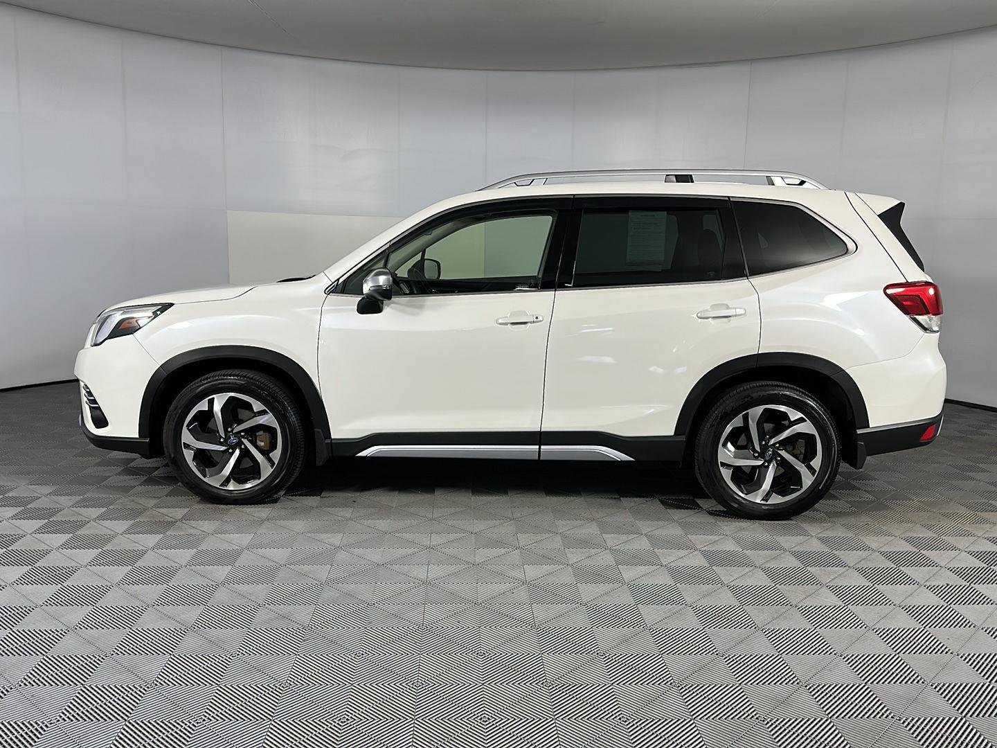 Used 2023 Crystal White Pearl Subaru Touring image 7