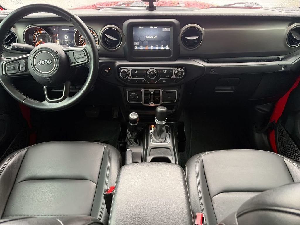 Used 2022 Red Jeep Texas Trail image 9