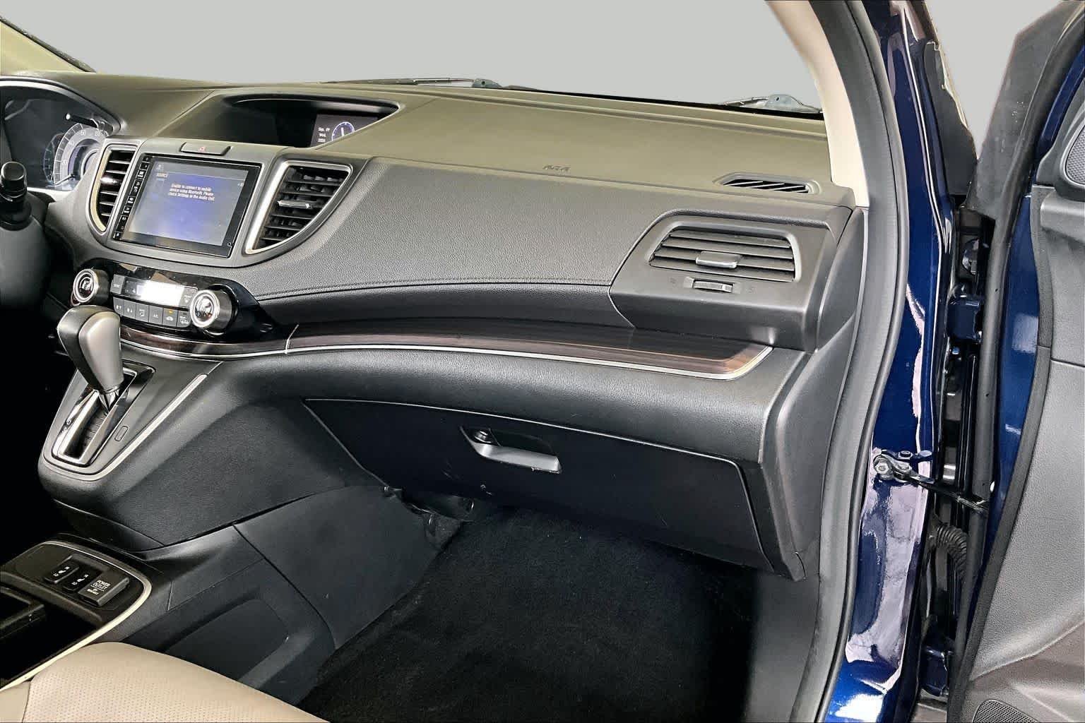 Used 2016 Obsidian Blue Pearl Honda EX-L image 17