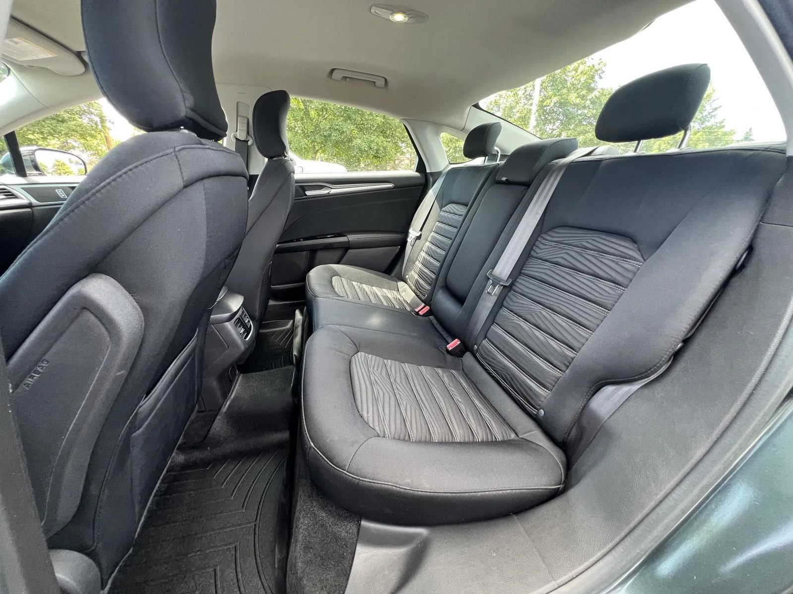 Used 2016 Guard Ford SE image 19