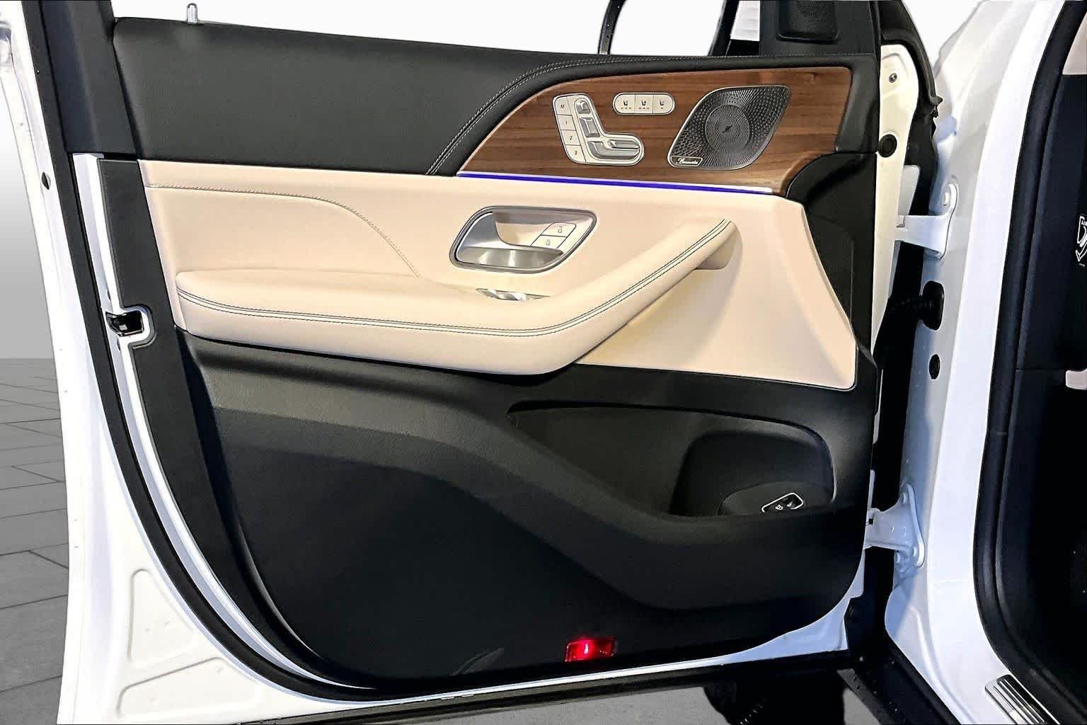 New 2026 Polar White Mercedes-Benz GLE 450 image 11