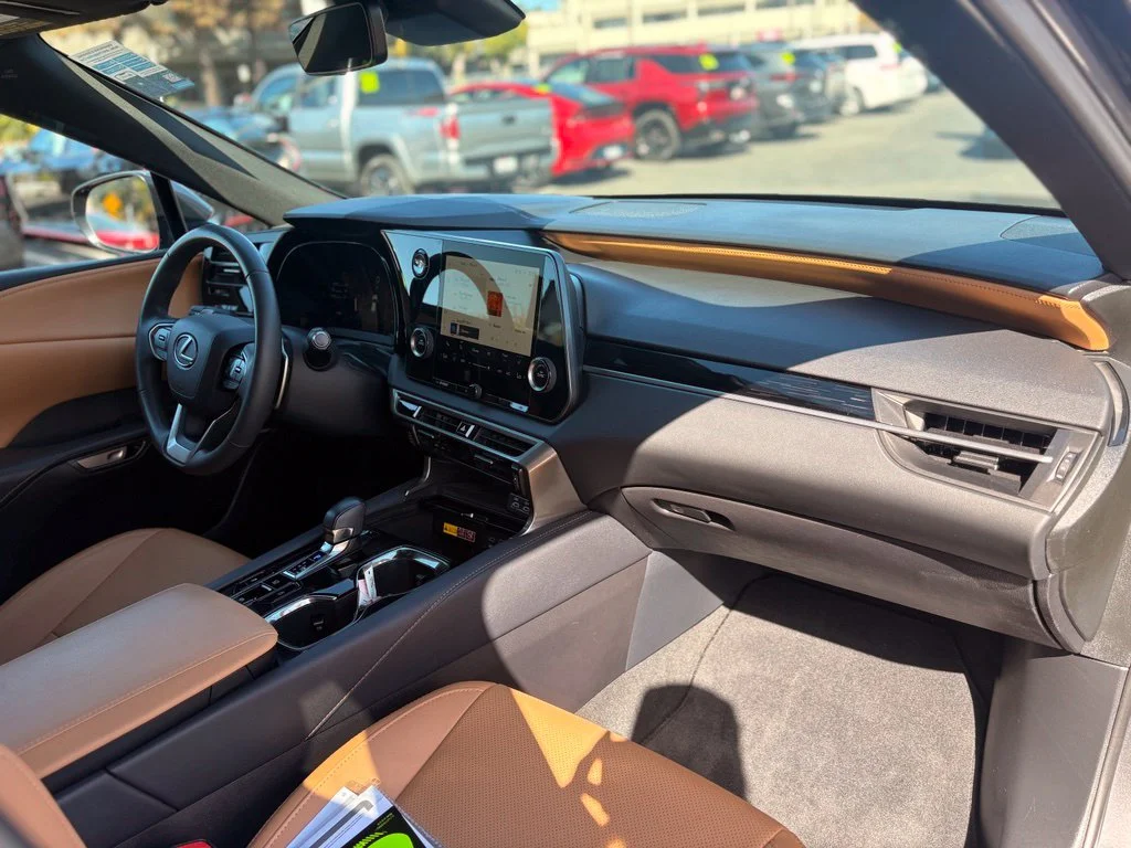 Used 2025 Gray Lexus 350 image 8