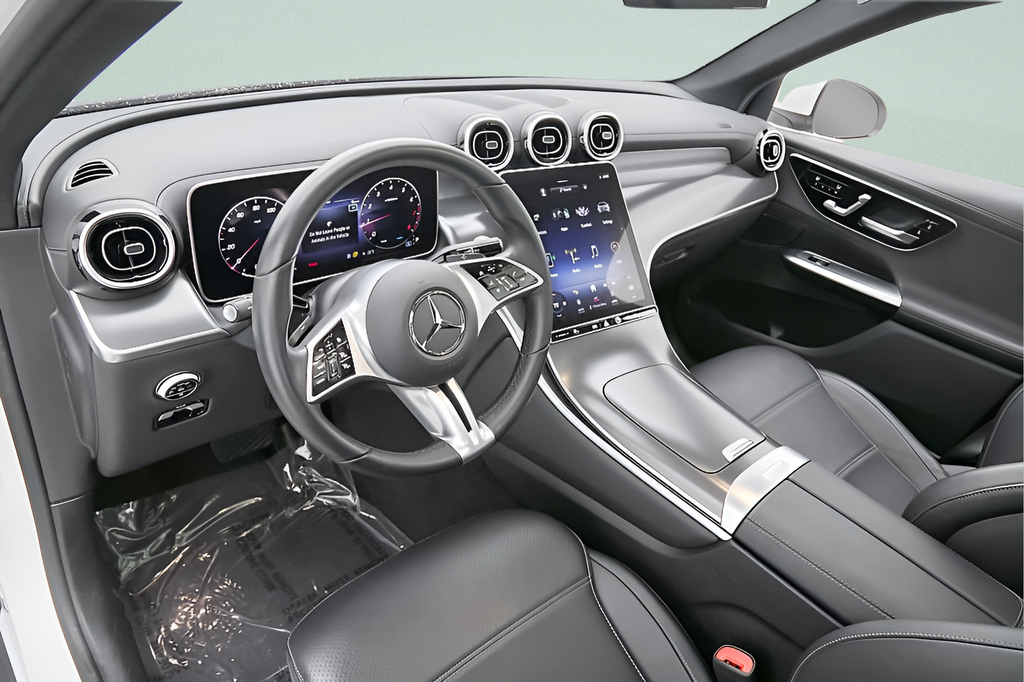 2024 Mercedes-Benz GLC GLC 300 - Photo 19