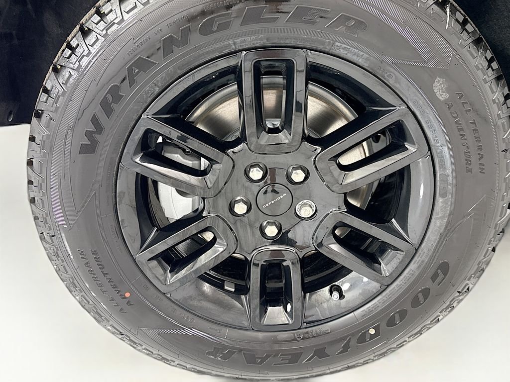 New 2026 Borasco Grey Land Rover S image 32