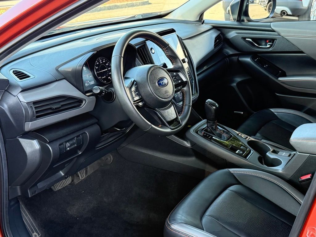 Used 2025 Beige Subaru Limited image 18