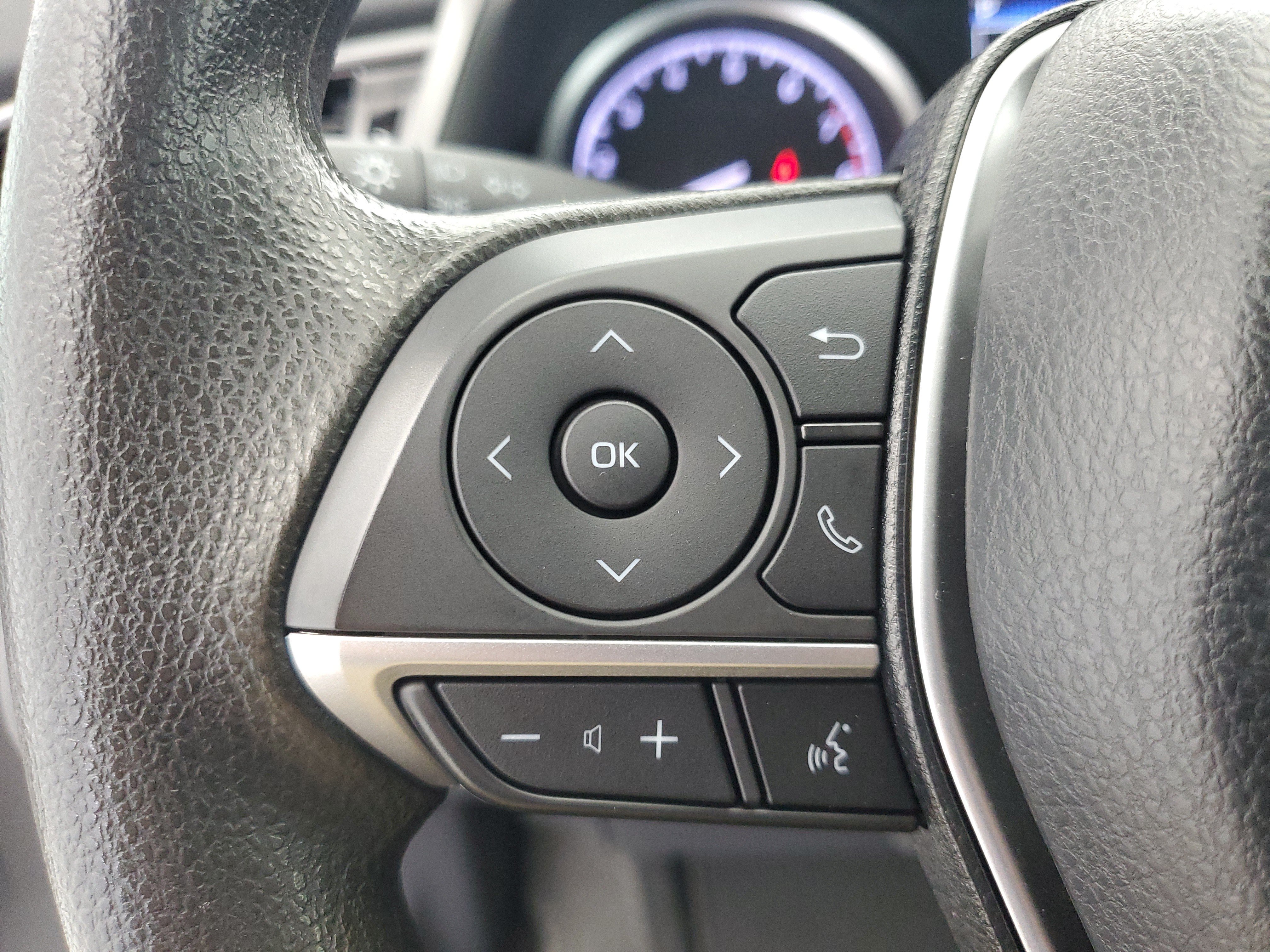 Used 2022 Celestial Silver Metallic Toyota LE image 22