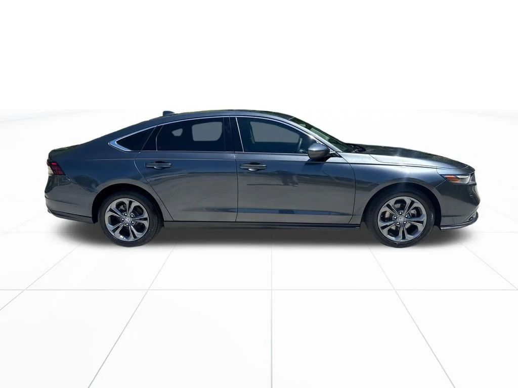 2024 Honda Accord EX - Photo 10