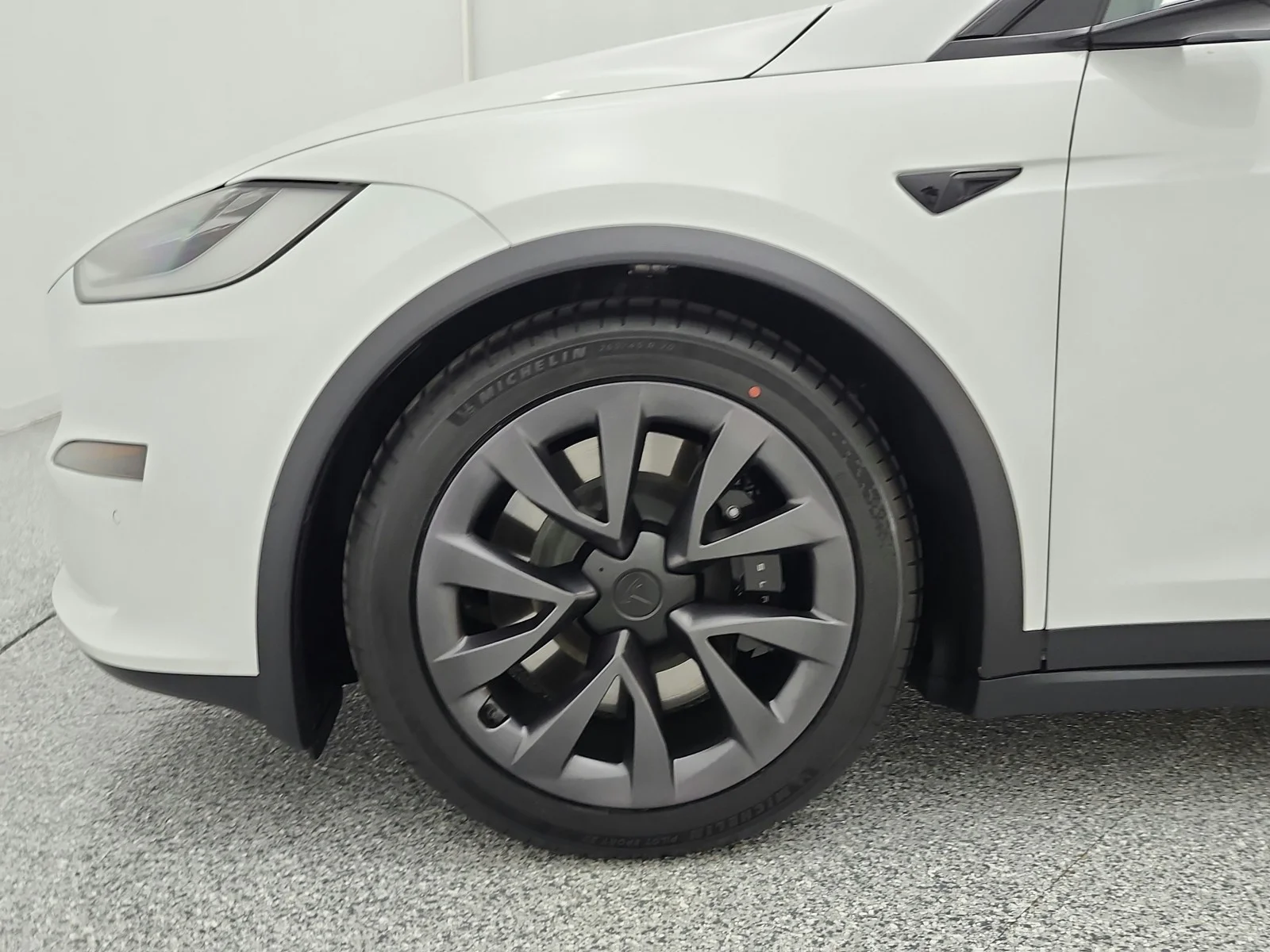 Used 2023 Pearl White Multi-Coat Tesla AWD image 17