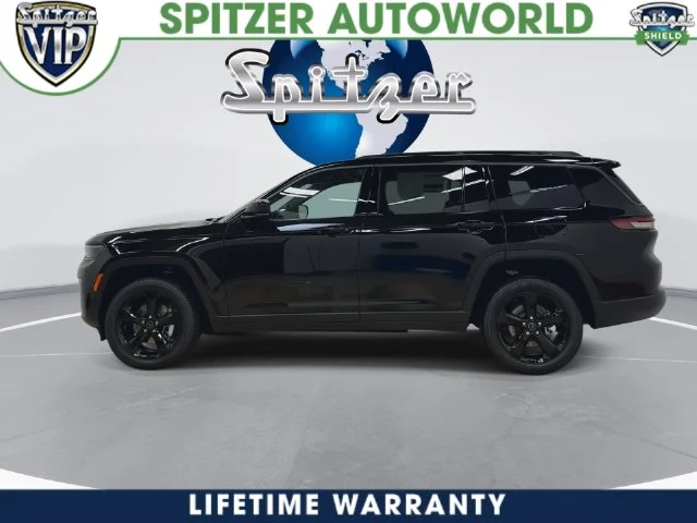 New 2027 High-Gloss Black Paint Jeep Limited image 11