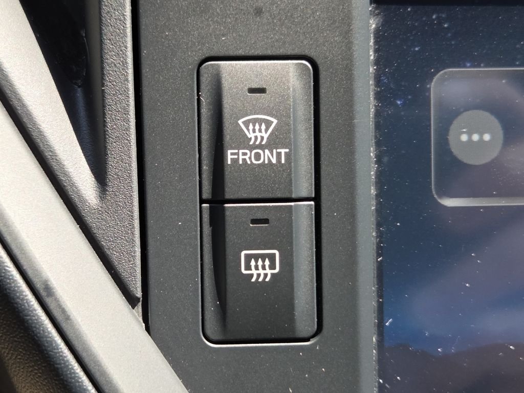 Used 2023 Sapphire Blue Subaru Base image 14