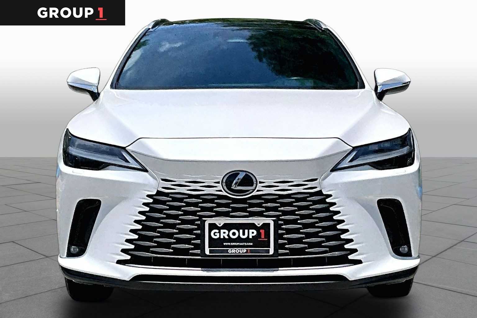 Used 2023 Eminent White Pearl Lexus Luxury image 4