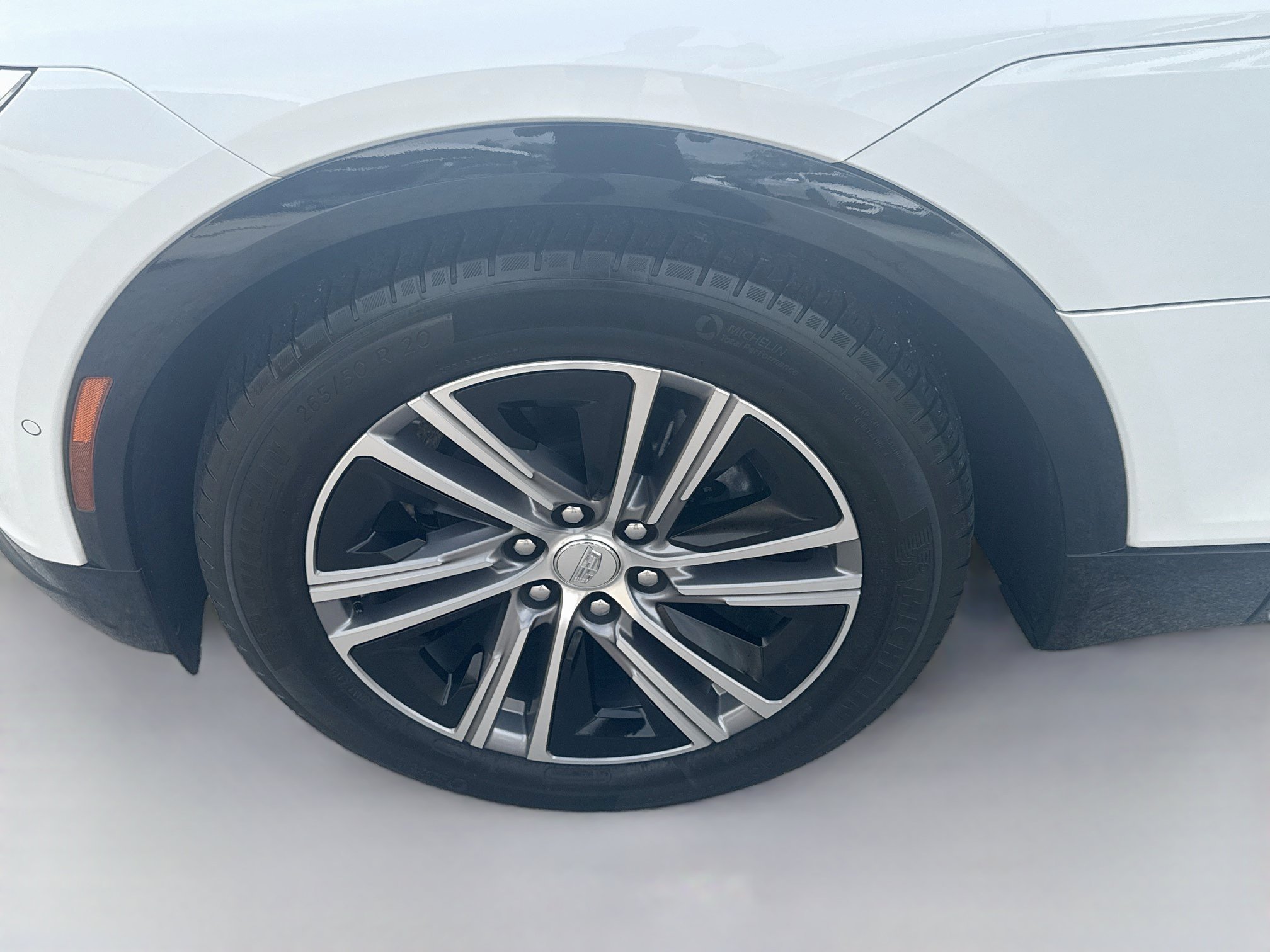 Used 2024 Emerald Lake Metallic Cadillac Sport image 34