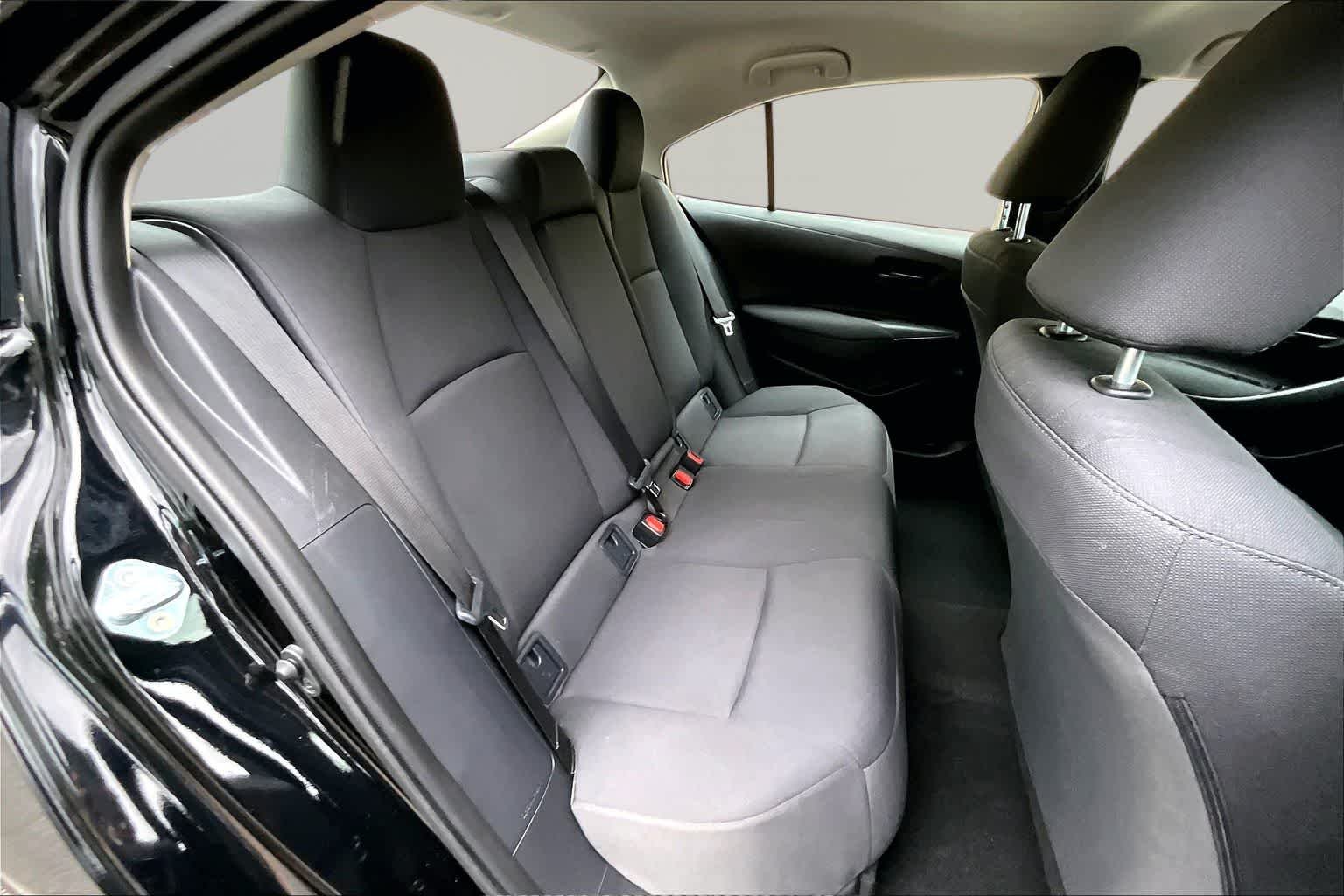 Used 2025 Midnight Black Metallic Toyota LE image 19
