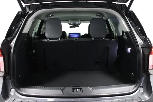 New 2026 Carbonized Gray Metallic Ford Active image 39