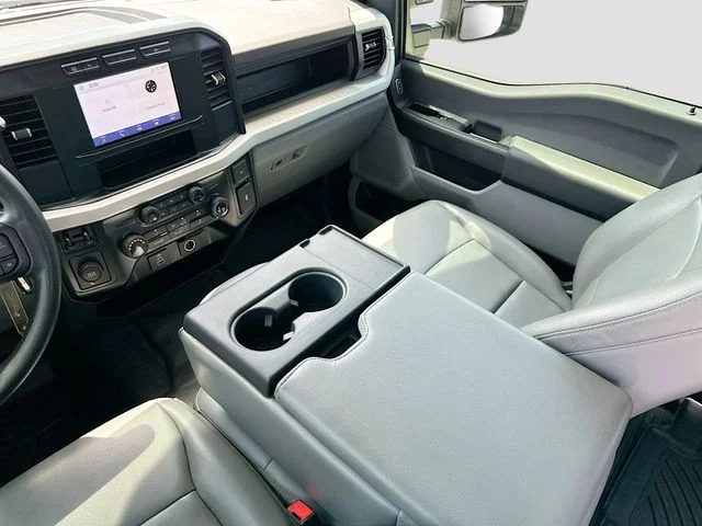 Used 2024 White Ford XL image 21