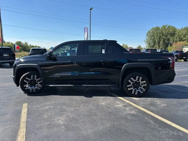 2026 Chevrolet Silverado EV LT - Photo 6