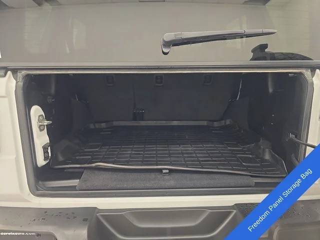 Used 2021 Bright White Clearcoat Jeep Unlimited Rubicon image 15