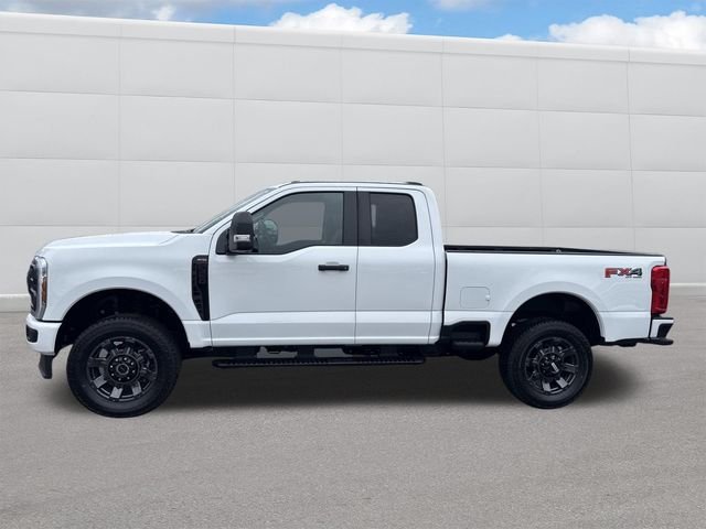 New 2026 Oxford White Ford F-350® XL image 2