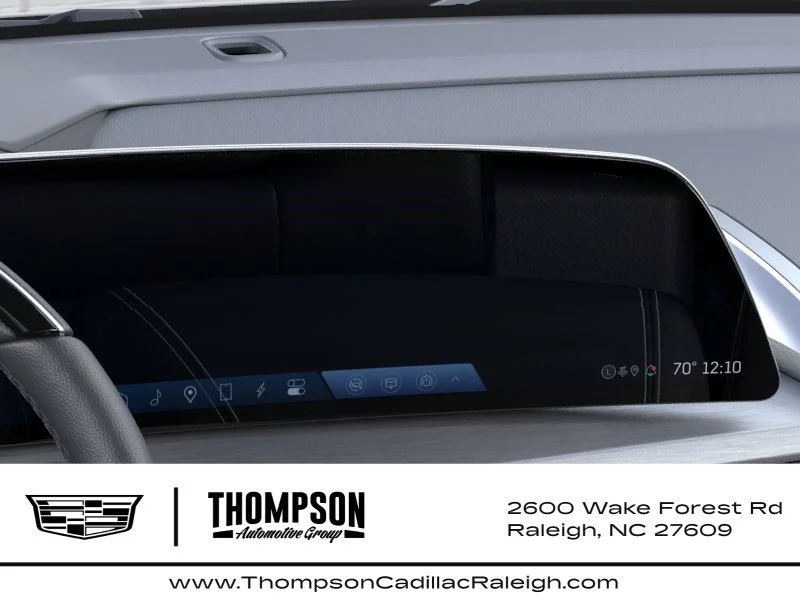 New 2027 Vibrant White Tricoat Cadillac Platinum image 20