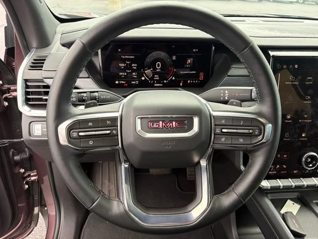 Used 2026 Crystal Metallic GMC Elevation image 21