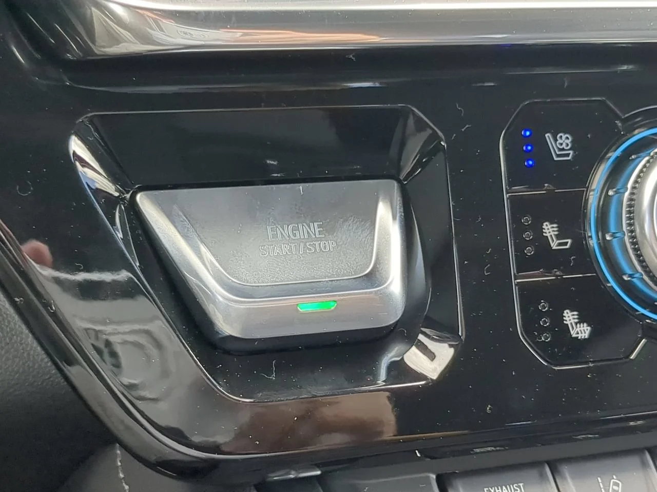 2026 GMC Sierra 3500HD Denali - Photo 27