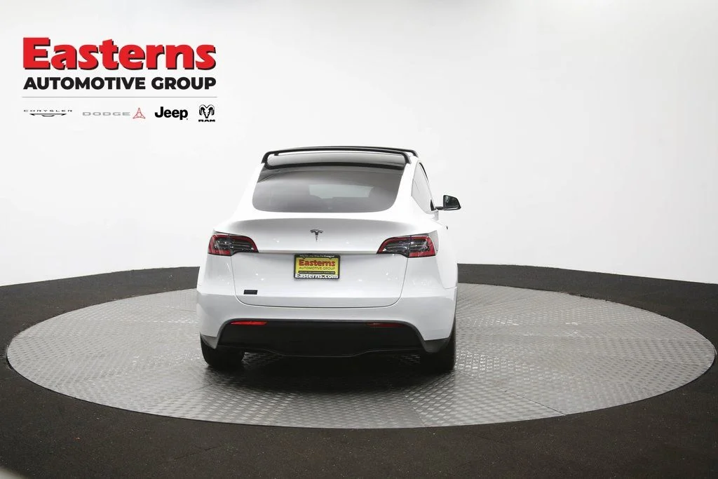 Used 2021 White Tesla Long Range image 34