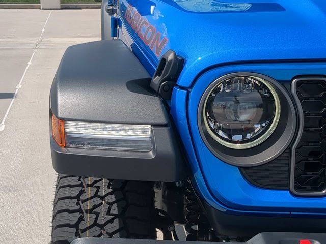New 2026 Hydro Blue Pearl-Coat Exterior Paint Jeep Rubicon image 10