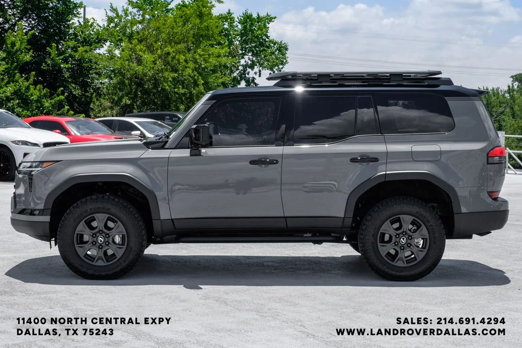 Used 2026 Incognito/Black Roof Lexus 550 Overtrail+ image 9