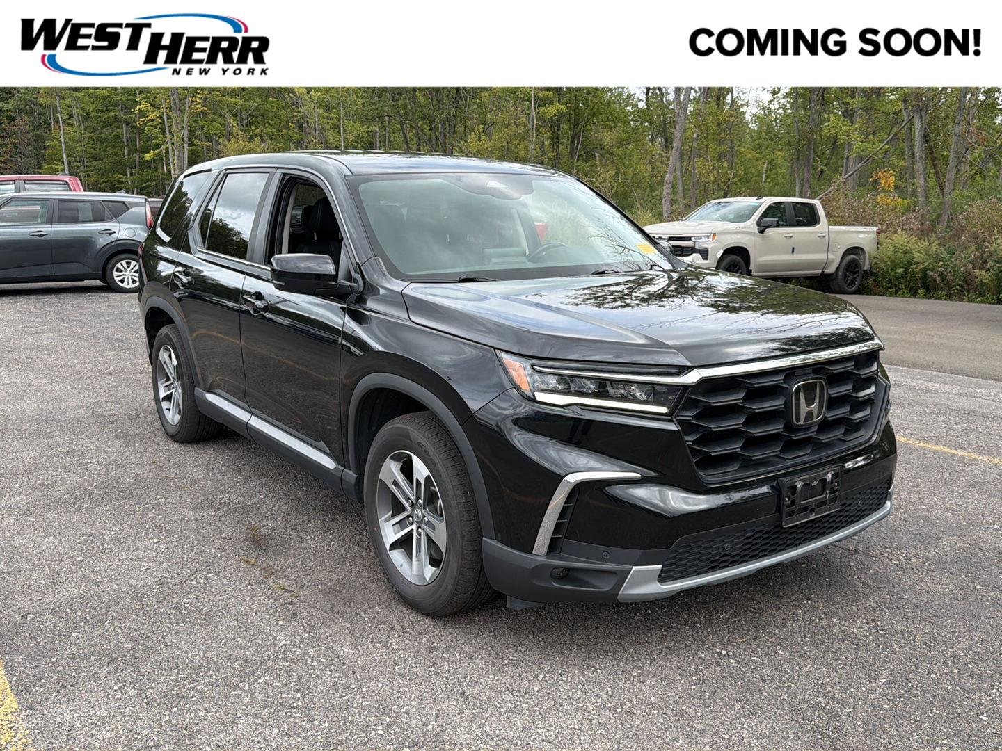 Used 2025 Crystal Black Pearl Honda EX-L image 1