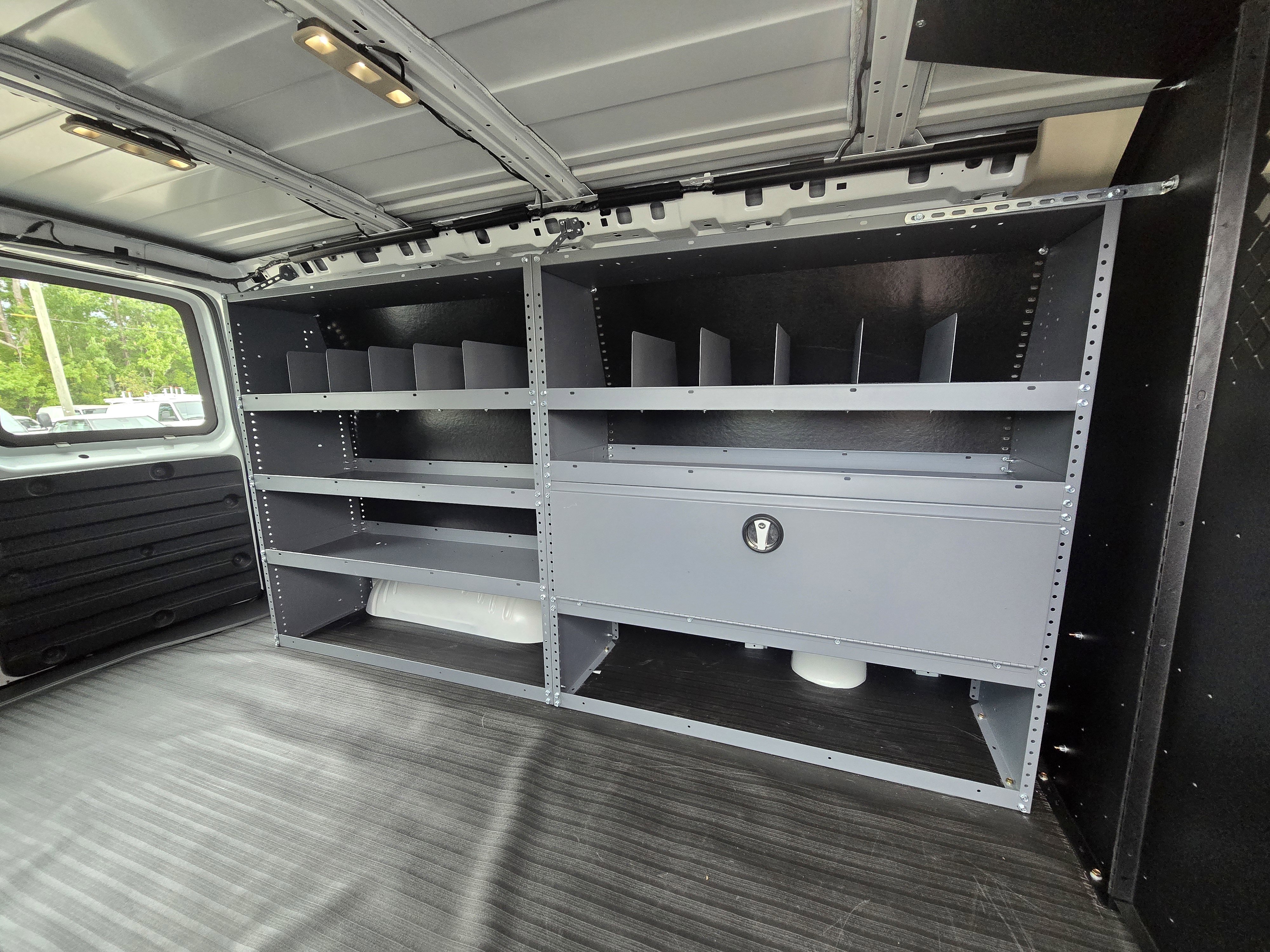 2025 GMC Savana Cargo Work Van - Photo 10