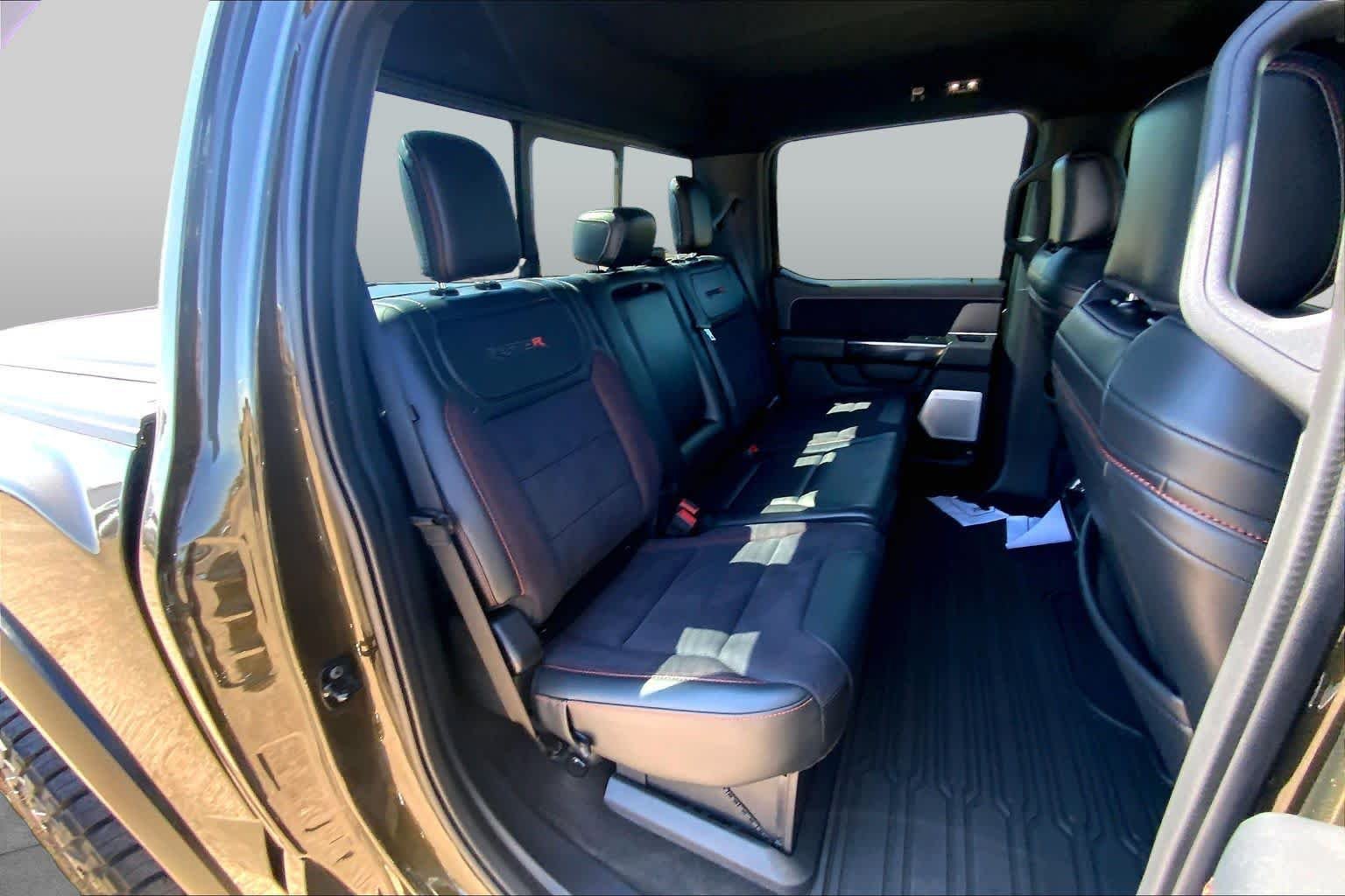 Used 2024 Shelter Green Ford Raptor image 20