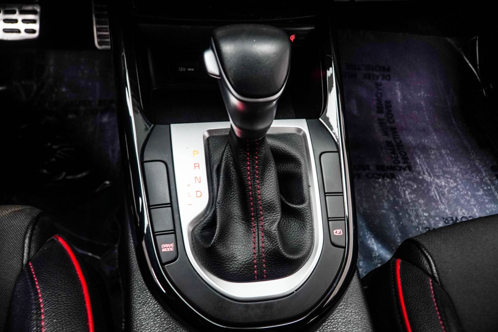 Used 2024 White Kia GT image 20