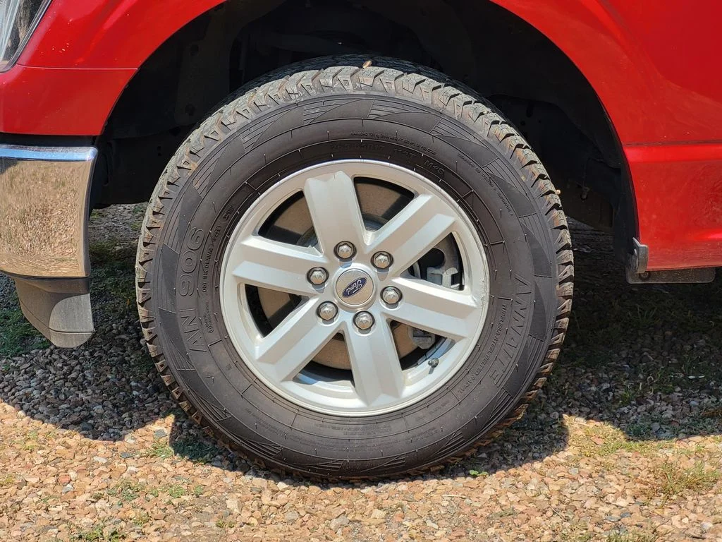 Used 2022 Race Red Ford XLT image 9