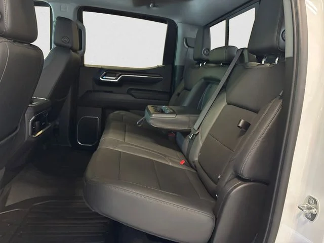 Used 2023 White GMC SLT image 14