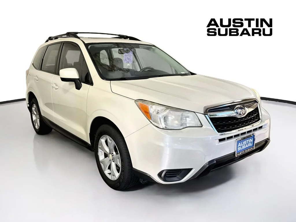 Used 2015 White Subaru 2.5i Premium image 1