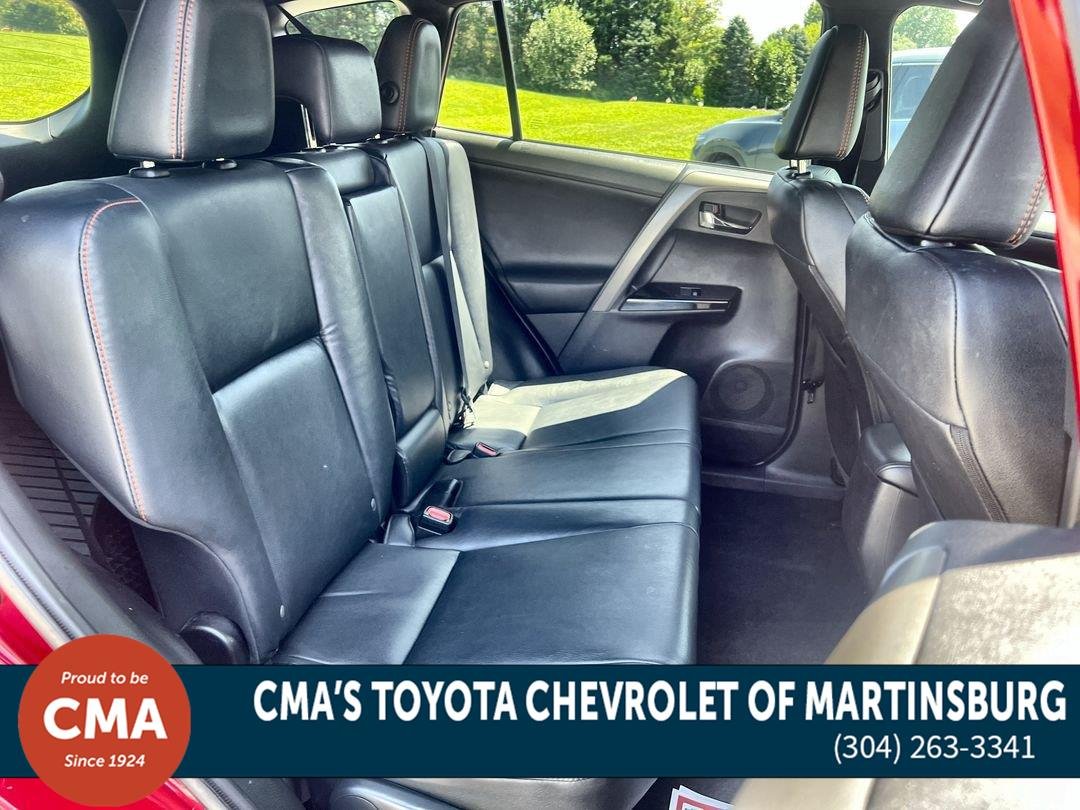 Used 2017 Barcelona Red Metallic Toyota SE image 23