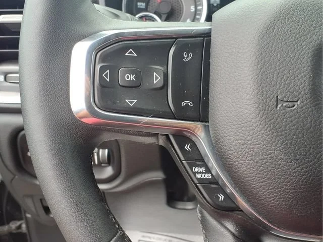 Used 2025  Ram Laramie image 13