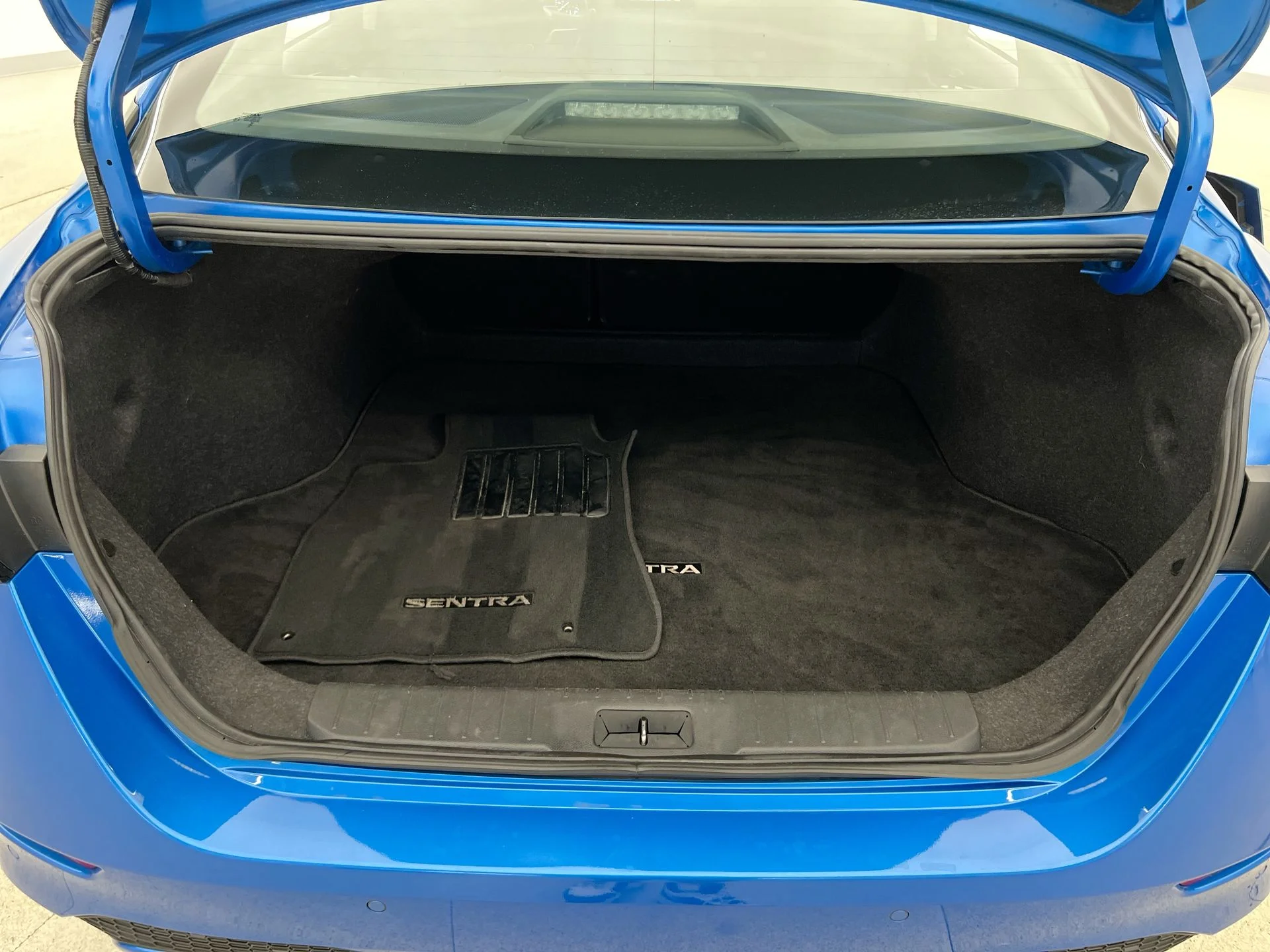 Used 2024 Blue Nissan SV image 36