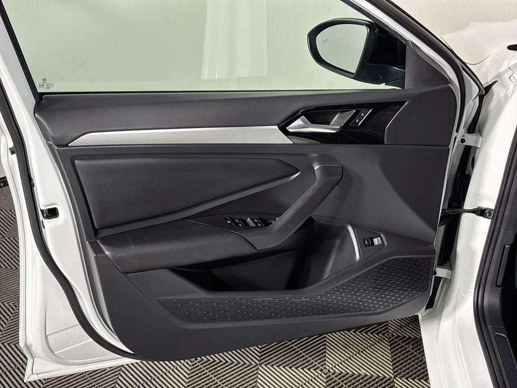 Certified Used 2020 White Volkswagen R-Line image 11