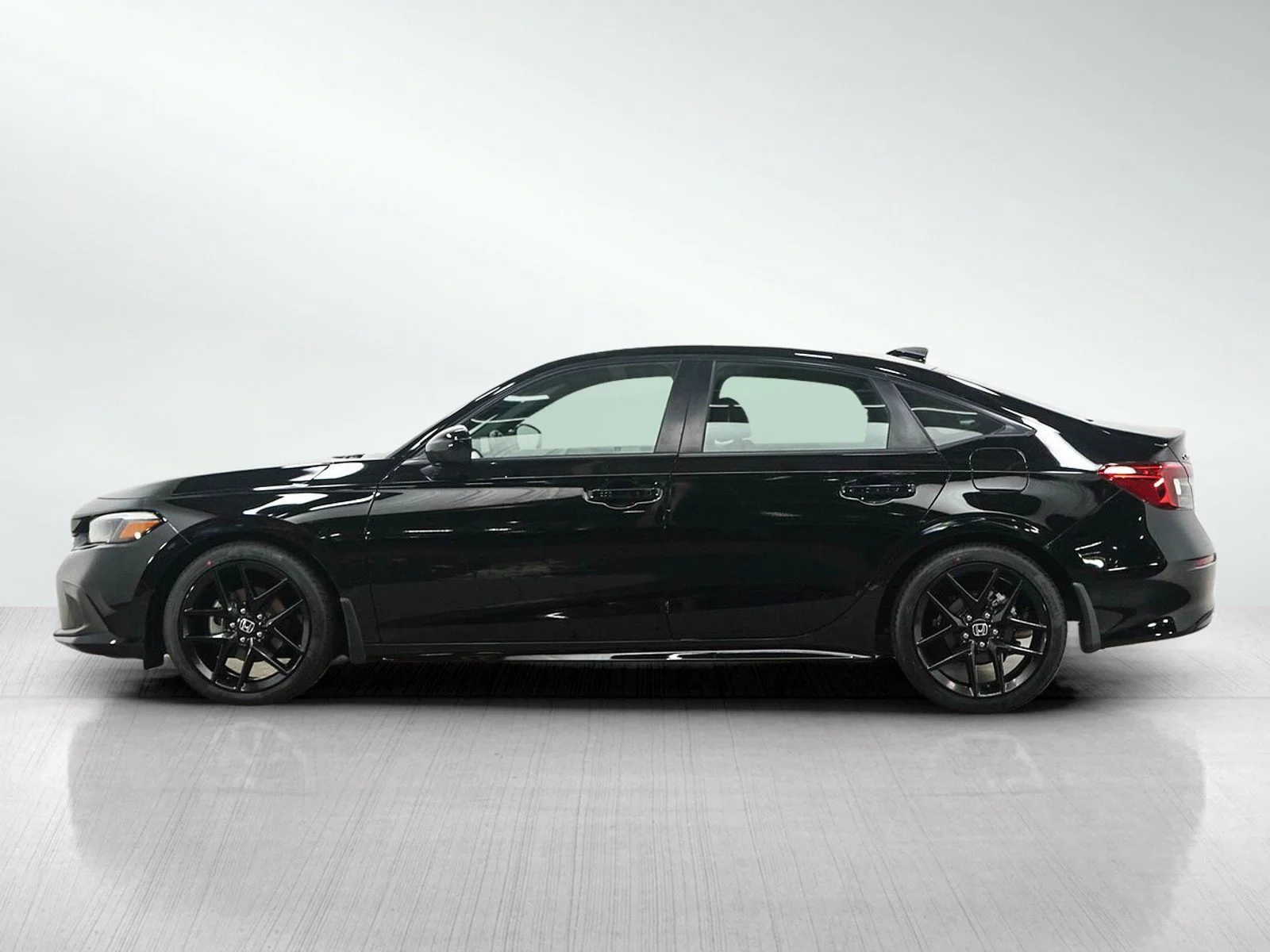 Used 2024 Honda Civic Sport with VIN 2HGFE2F56RH512382 for sale in Burnsville, Minnesota