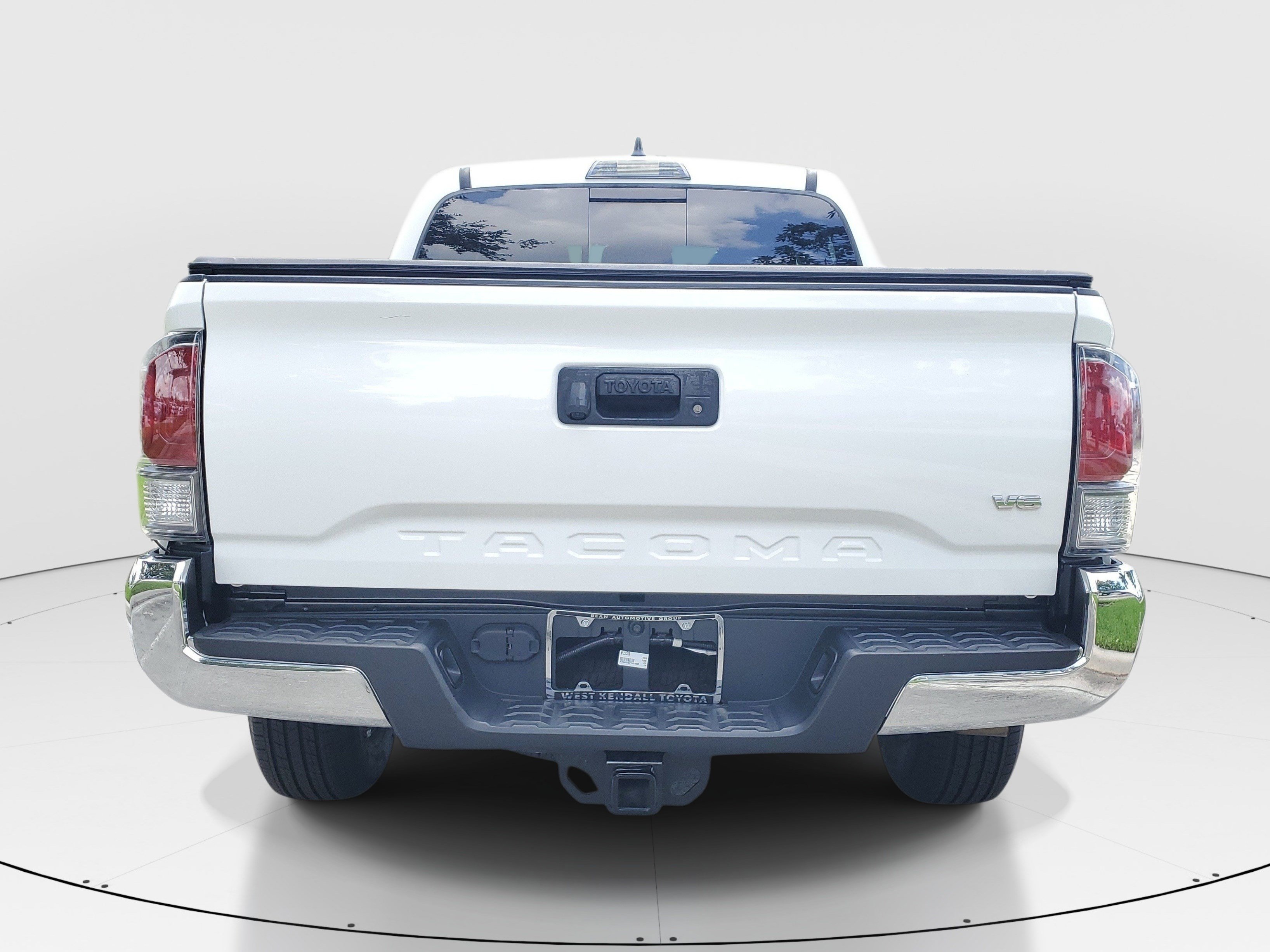Used 2023 Ice Toyota TRD Off Road image 5