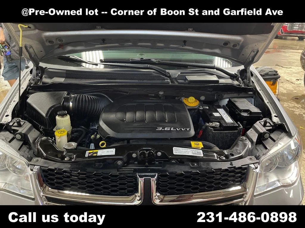 Used 2014 Silver Dodge SE 30th Anniversary image 10