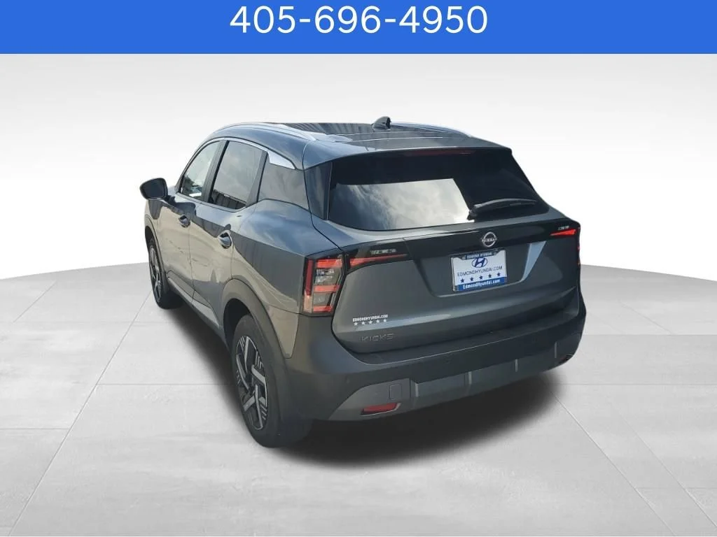 Pre-Owned 2026 Nissan Kicks SV
