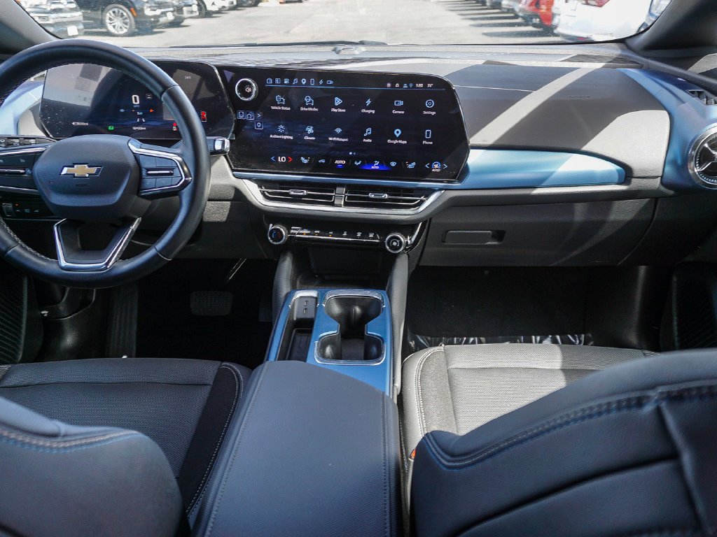 Used 2024 White Chevrolet LT image 14