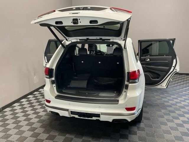 Used 2019 Bright White Clearcoat Jeep High Altitude image 23