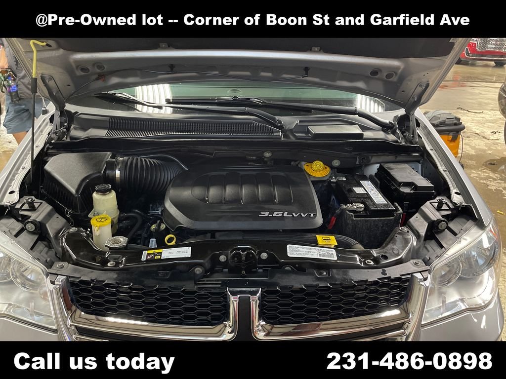 Used 2014 Silver Dodge SE 30th Anniversary image 10