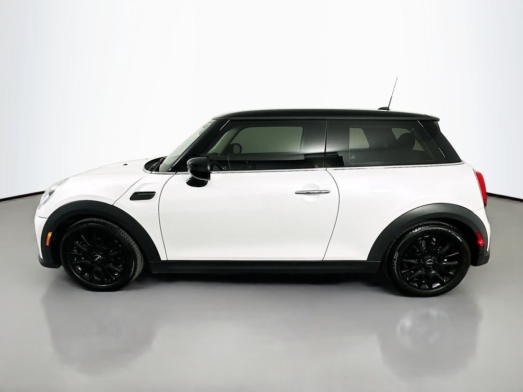 Used 2024 White MINI Signature image 8
