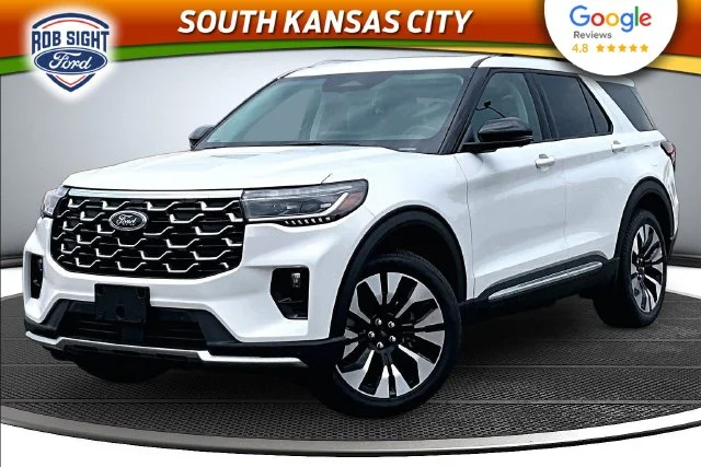 New 2026 Star White Metallic Tri-Coat Ford Platinum™ image 1