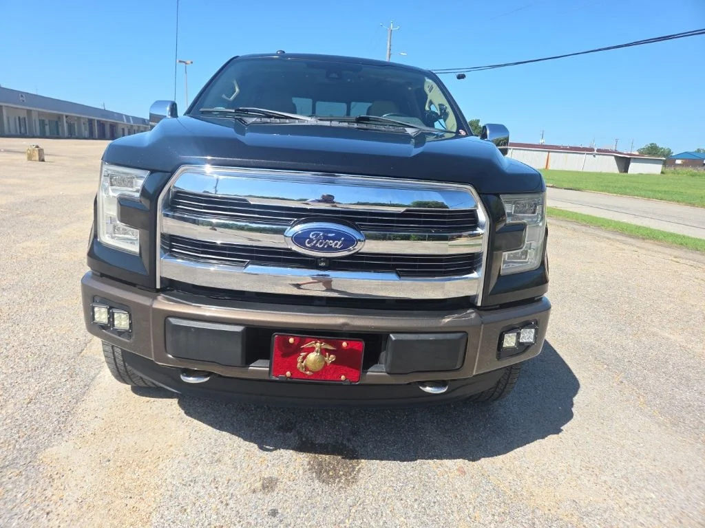 Used 2015 Black Ford Lariat image 2