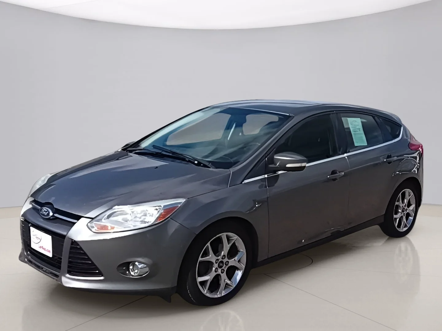 Used 2012 Gray Ford SEL image 1